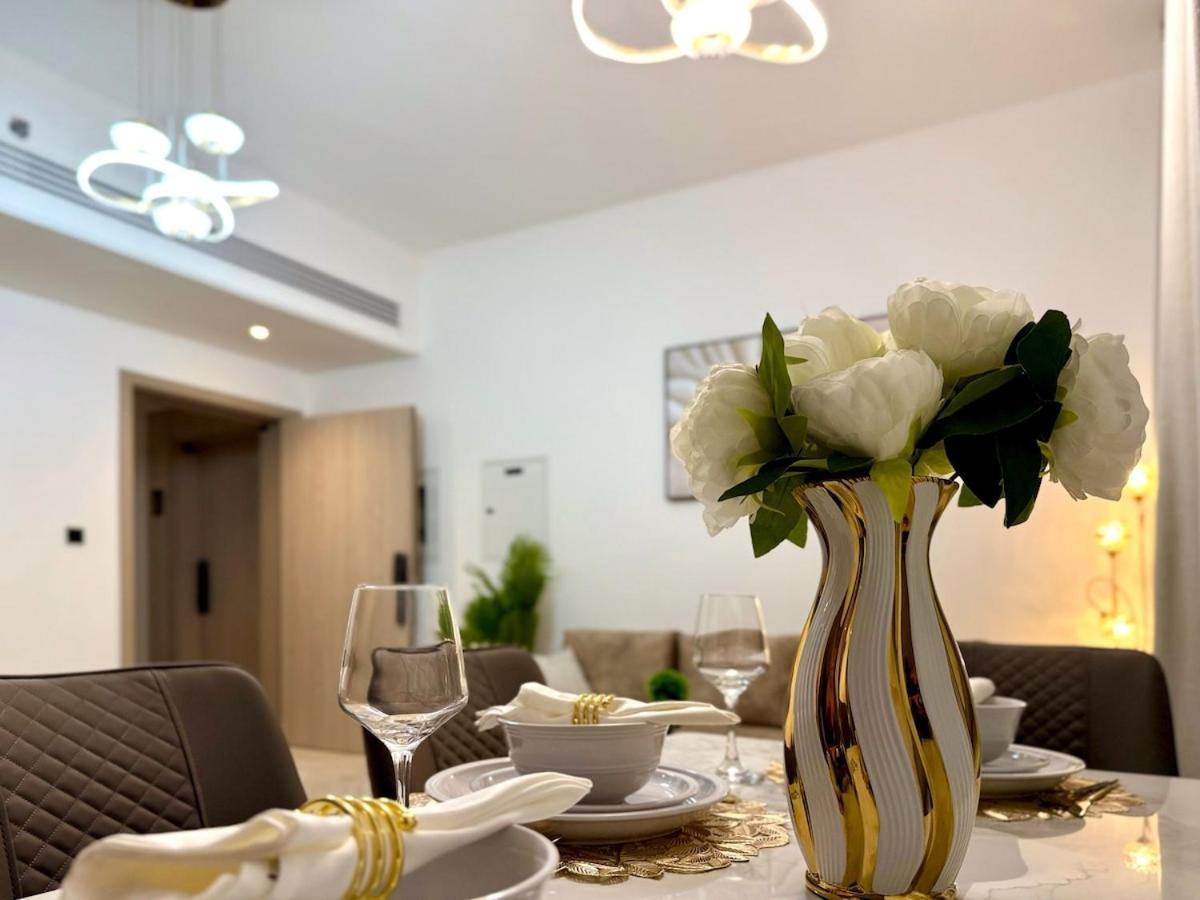 Brand New-fully Furnished Elegant 1br In Jvc Apartment